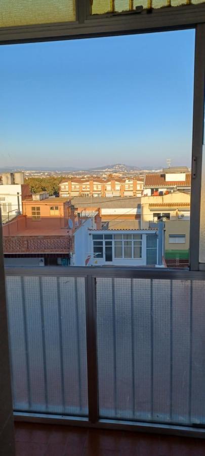 Apartamento Entero De Tres Habitaciones, Cerca De La Playa! Acogedor, Luminoso Y Tranquilo Malgrat de Mar Zewnętrze zdjęcie